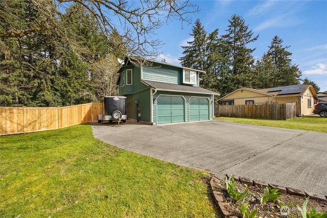 809 148th Street Ct E, Tacoma, WA 98445