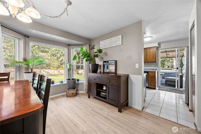 809 148th Street Ct E, Tacoma, WA 98445