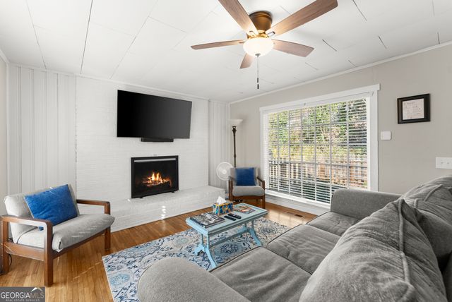 86 Pine Street, Dahlonega, GA 30533