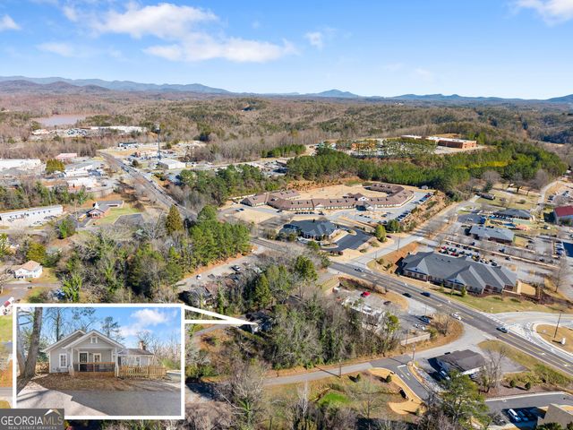 86 Pine Street, Dahlonega, GA 30533