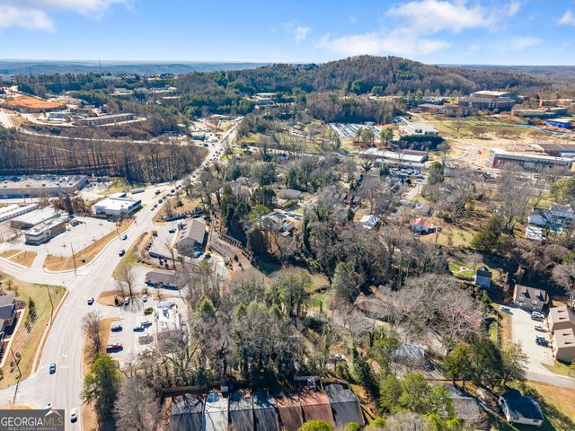 86 Pine Street, Dahlonega, GA 30533