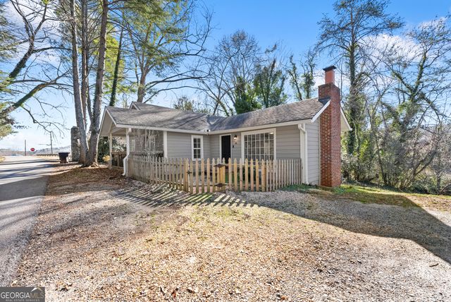 86 Pine Street, Dahlonega, GA 30533