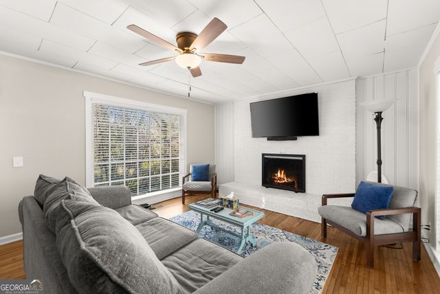 86 Pine Street, Dahlonega, GA 30533