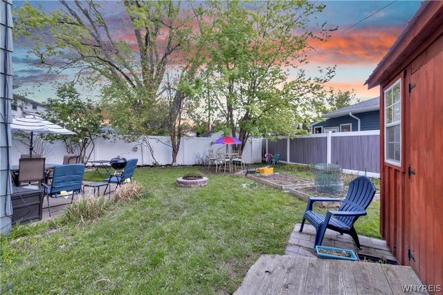25 Woodmar Terrace, West Seneca, NY 14224