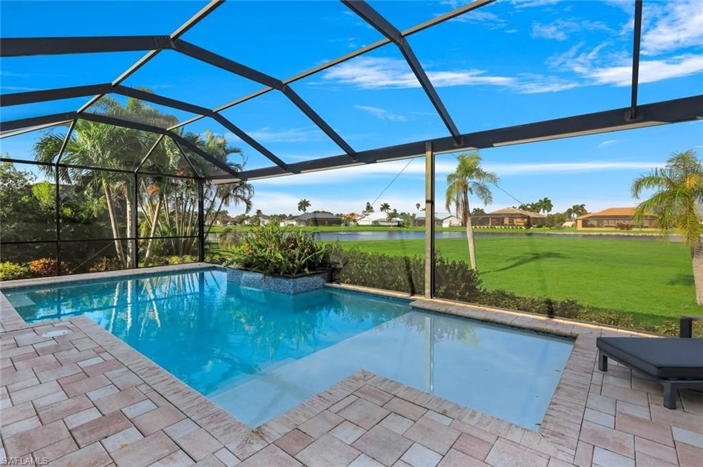 11899 King James CT, CAPE CORAL, FL 33991 — photo 2