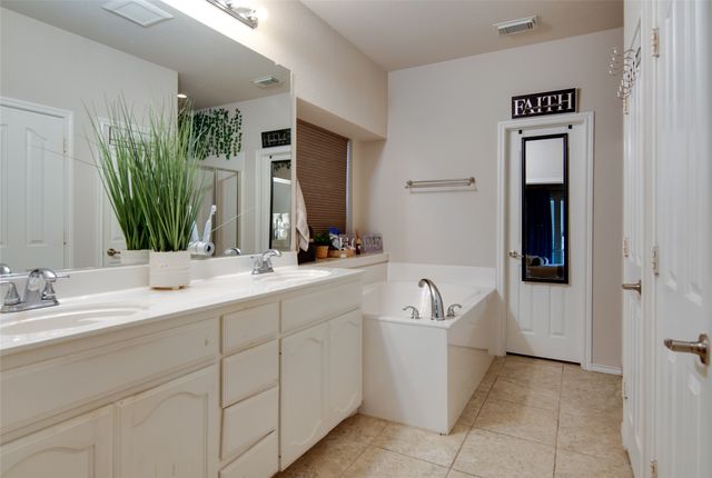 3833 Wellsburg Way, Fort Worth, TX 76244