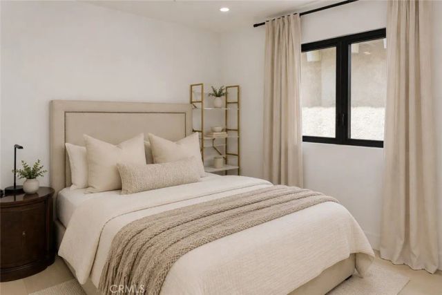 209 Via Koron, Newport Beach, CA 92663