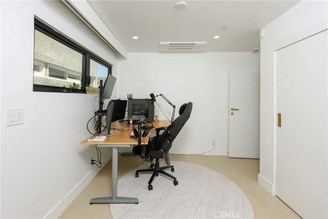 209 Via Koron, Newport Beach, CA 92663