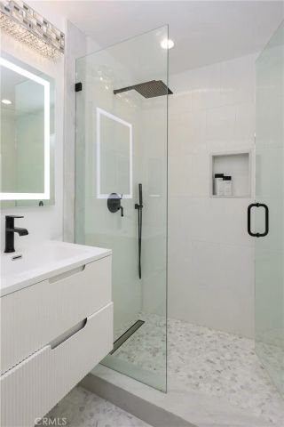 209 Via Koron, Newport Beach, CA 92663
