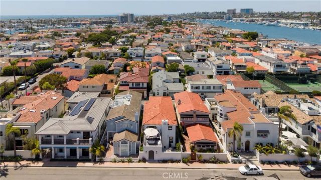 209 Via Koron, Newport Beach, CA 92663