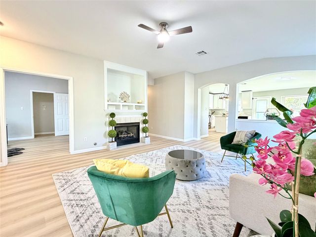 2417 Hallie LN, Round Rock, TX 78664