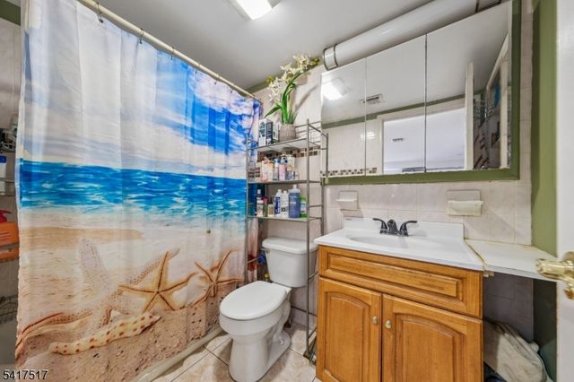 165 S Clinton St, East Orange City, NJ 07018