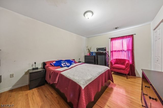 165 S Clinton St, East Orange City, NJ 07018