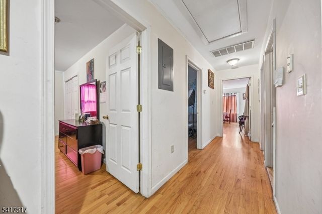 165 S Clinton St, East Orange City, NJ 07018