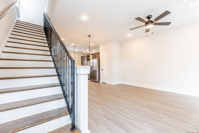 411 Ira Ave Unit 2102, San Antonio, TX 78209