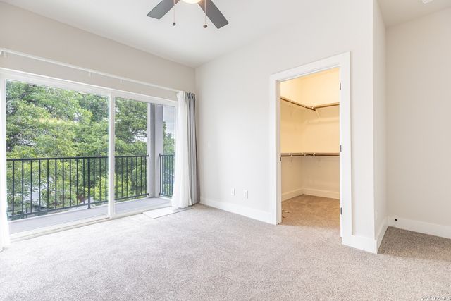 411 Ira Ave Unit 2102, San Antonio, TX 78209
