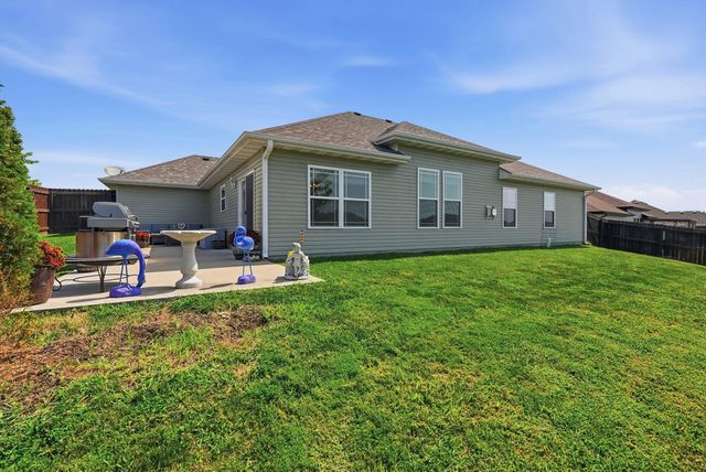 3506 MEANDERING CT, Columbia, MO 65202