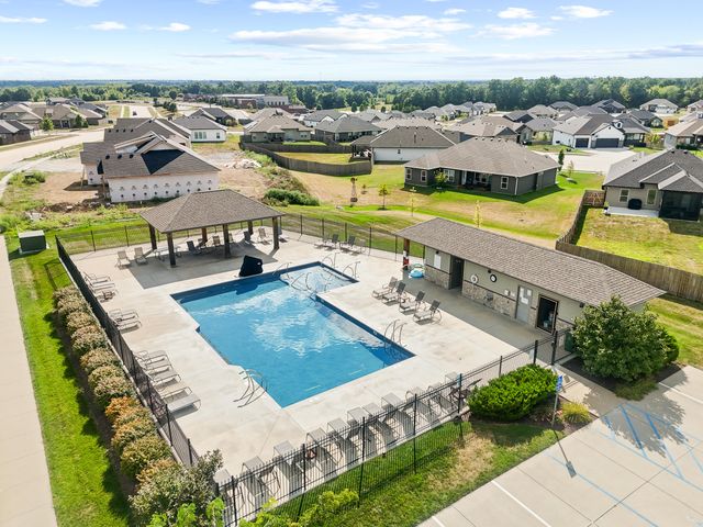 3506 MEANDERING CT, Columbia, MO 65202