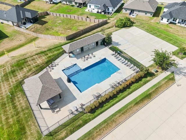 3506 MEANDERING CT, Columbia, MO 65202