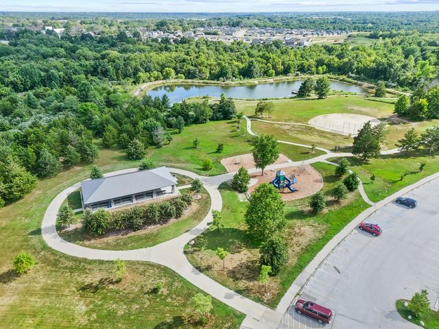 3506 MEANDERING CT, Columbia, MO 65202