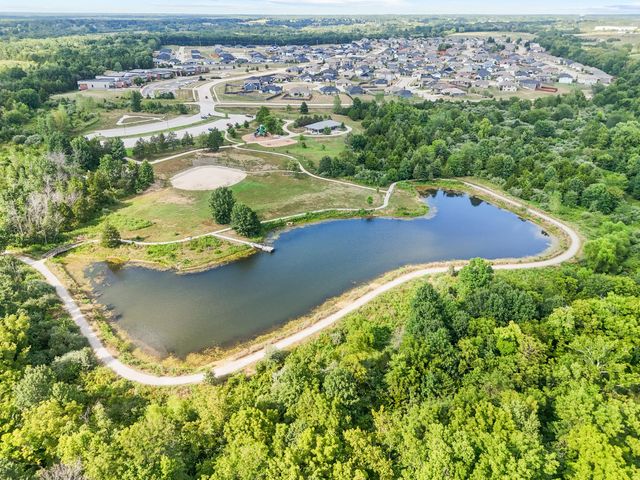 3506 MEANDERING CT, Columbia, MO 65202