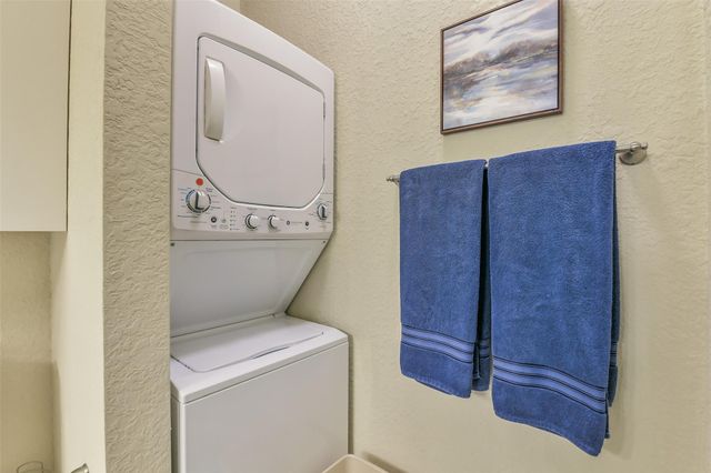 2803 Kings Crossing Drive 315, Kingwood, TX 77345