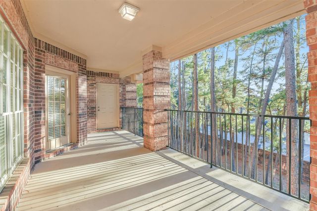 2803 Kings Crossing Drive 315, Kingwood, TX 77345