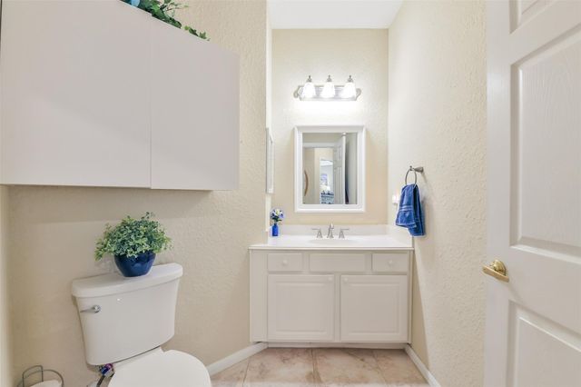 2803 Kings Crossing Drive 315, Kingwood, TX 77345