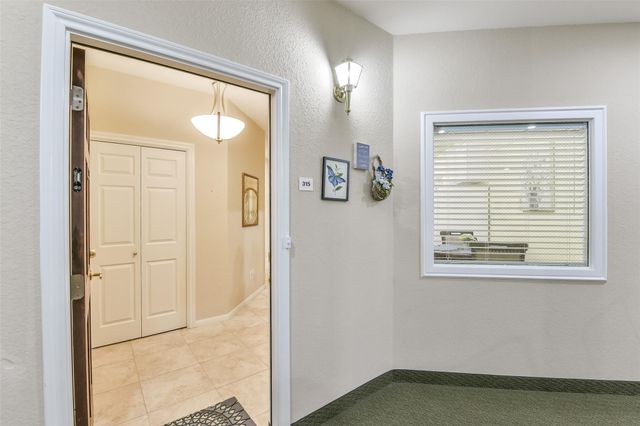 2803 Kings Crossing Drive 315, Kingwood, TX 77345