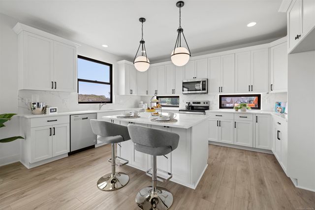 55464 Bay Oaks Court, Shelby Twp, MI 48315