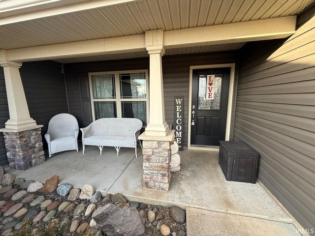 3426 Charlais Circle, Delphi, IN 46923