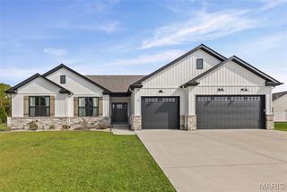 6 Mullford Way, Troy, IL 62294