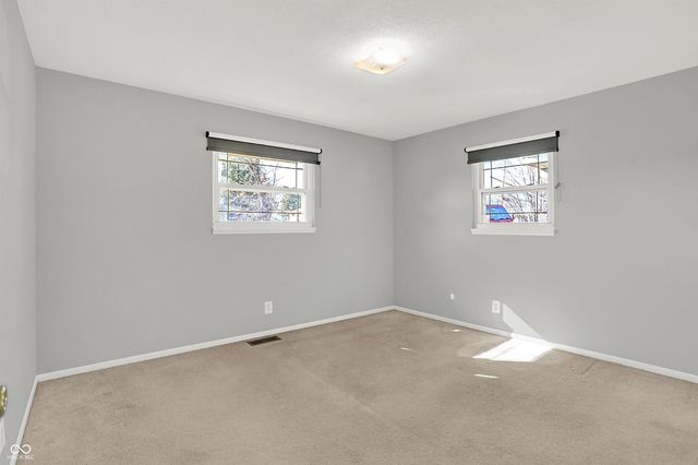 749 S 4th Avenue, Beech Grove, IN 46107