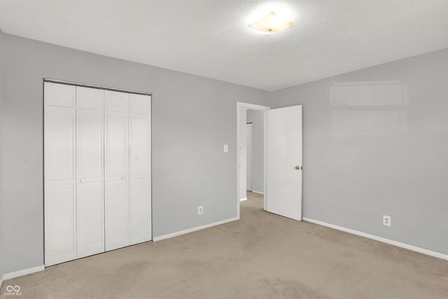 749 S 4th Avenue, Beech Grove, IN 46107