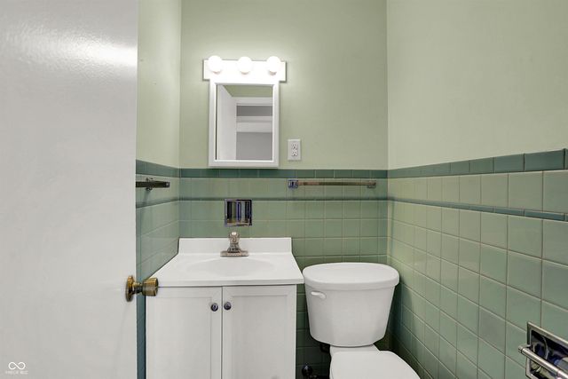 749 S 4th Avenue, Beech Grove, IN 46107