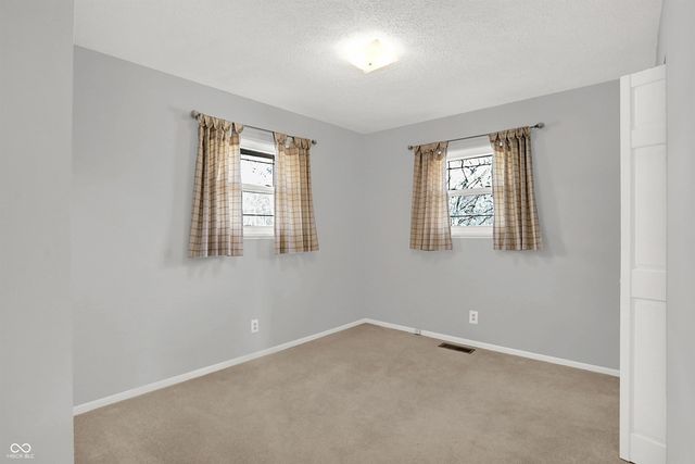 749 S 4th Avenue, Beech Grove, IN 46107