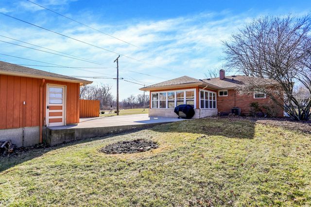 749 S 4th Avenue, Beech Grove, IN 46107