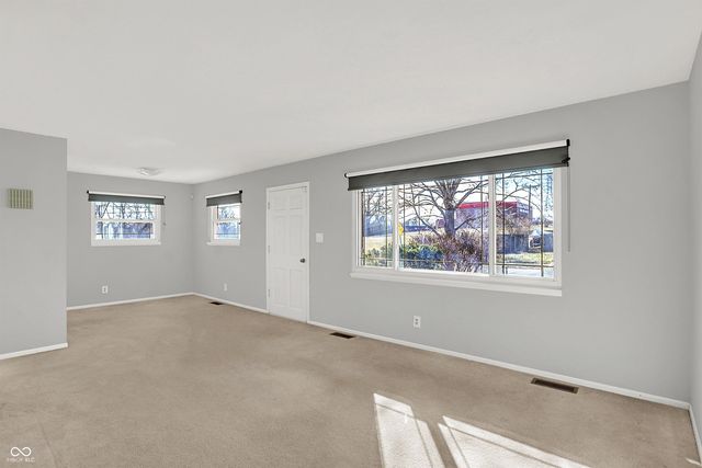 749 S 4th Avenue, Beech Grove, IN 46107