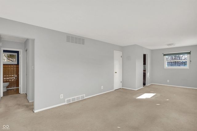 749 S 4th Avenue, Beech Grove, IN 46107