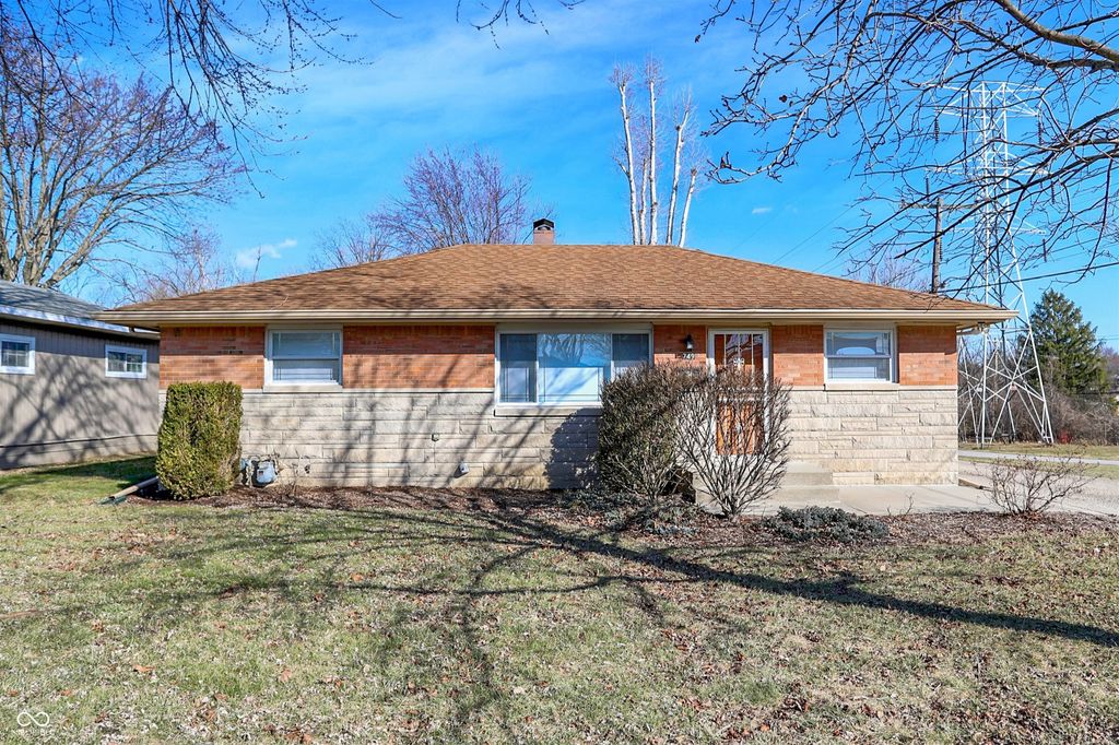 749 S 4th Avenue, Beech Grove, IN 46107