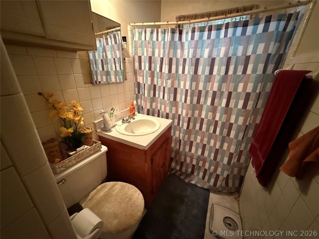 7111 E Marshall Street, Tulsa, OK 74115