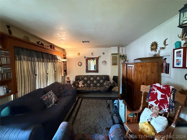 7111 E Marshall Street, Tulsa, OK 74115