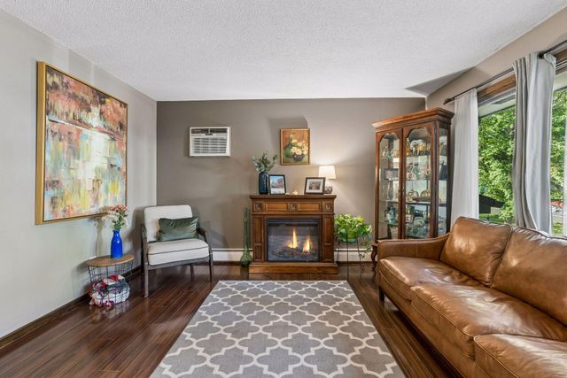 8485 Red Oak Drive, Mounds View, MN 55112