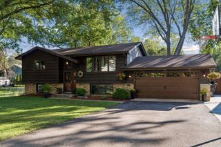 8485 Red Oak Drive, Mounds View, MN 55112