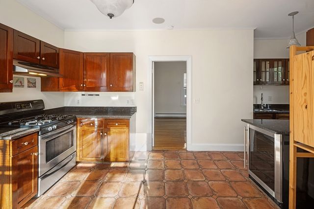72 Walden Street 2, Cambridge, MA 02140