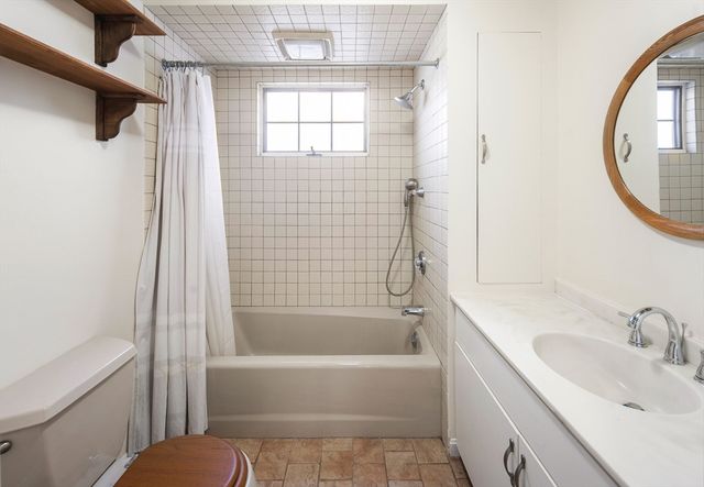 72 Walden Street 2, Cambridge, MA 02140