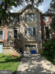 13768 LAMBERTINA PL, Rockville, MD 20850