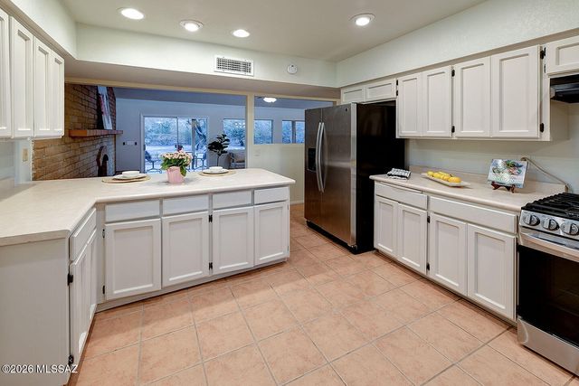 5620 N Barrasca Avenue, Tucson, AZ 85750