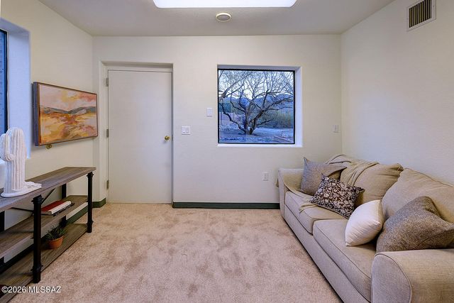 5620 N Barrasca Avenue, Tucson, AZ 85750