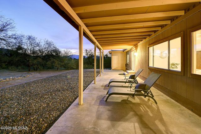 5620 N Barrasca Avenue, Tucson, AZ 85750